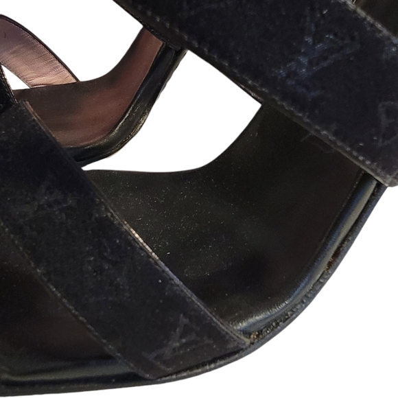 LOUIS VUITTON MONOGRAM Leather/Suede Strap Shoes SZ 40 - US size 10 - Picture 4 of 10